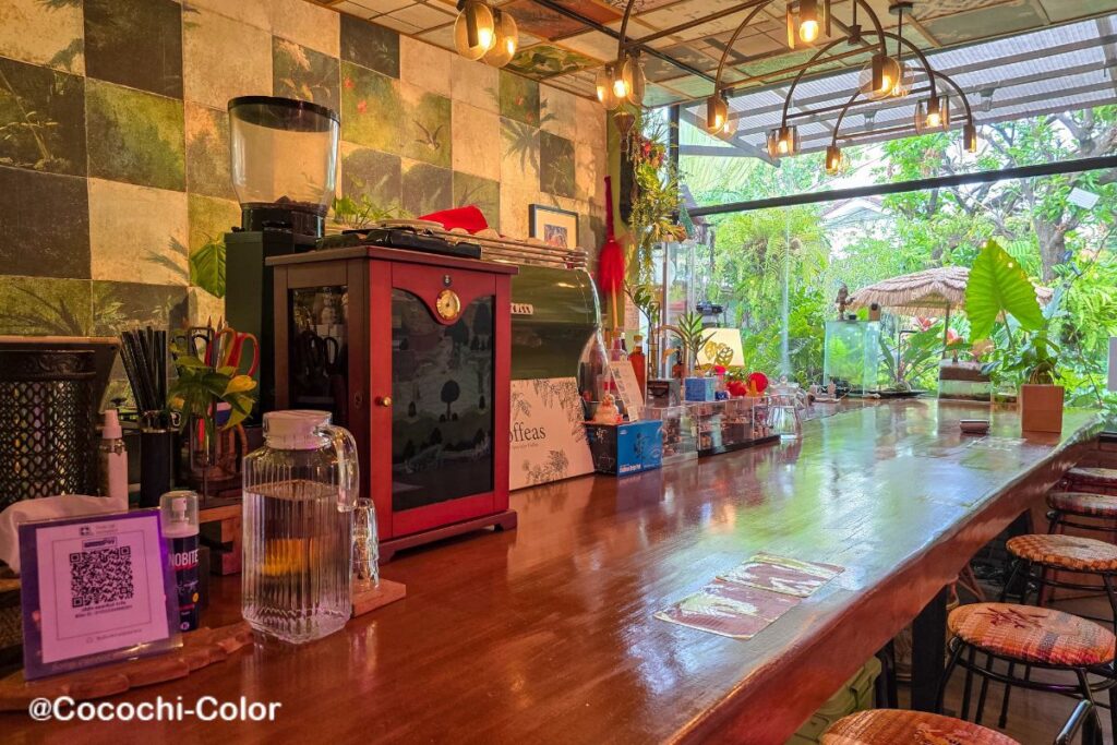 タイバンコクの隠れ家カフェ「Coffeas」