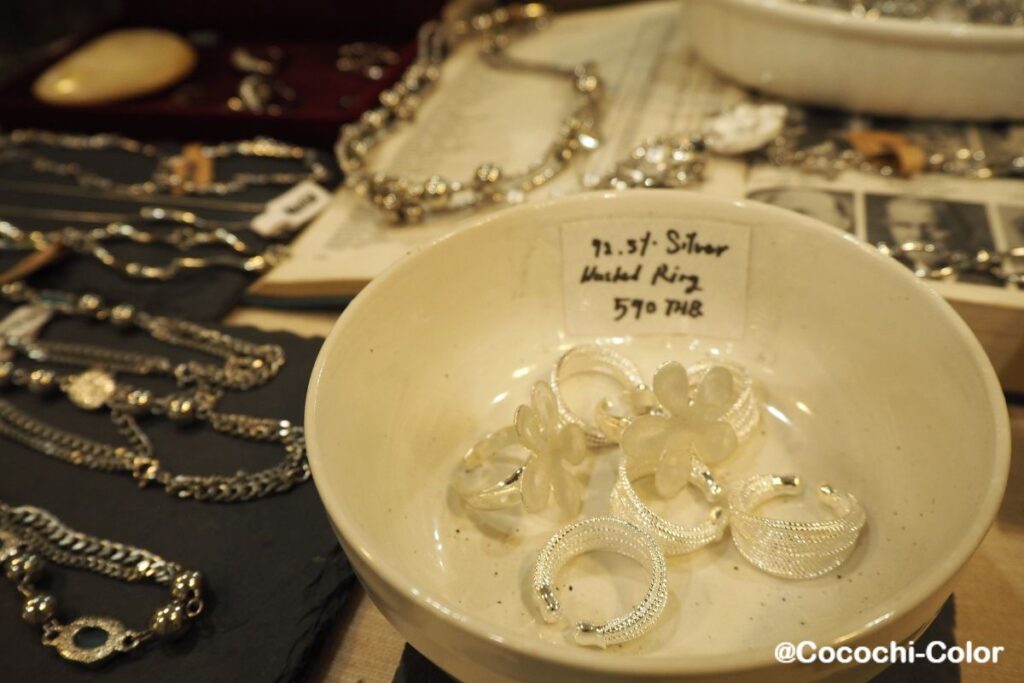 バンコク
Galerie des Amis
バンコク雑貨屋
シルバーアクセ
シルバーリング