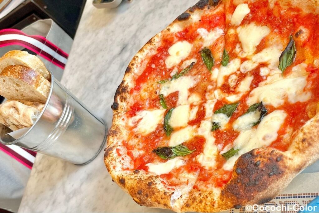 バンコク　家族連れで行けるピザ「PEPPINA」　ピザ