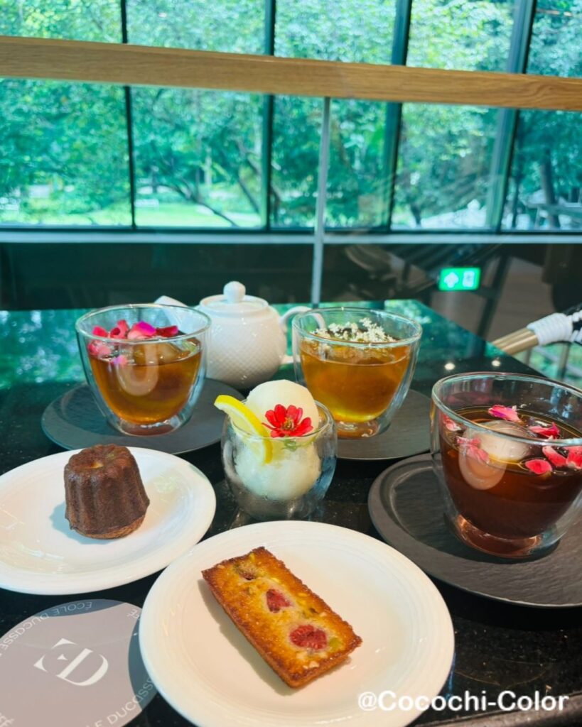 チットロムの作業勉強カフェ「Ecole Ducasse Nai Lert Bangkok Studio & Café」のドリンク、カフェ