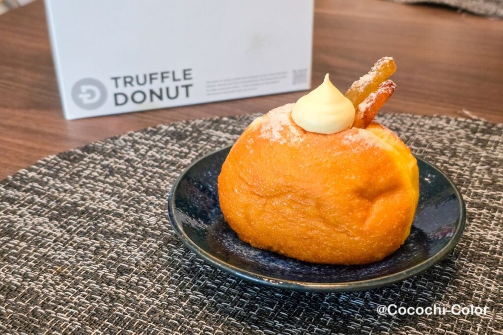 バンコクでふわふわドーナツの美味しいカフェ「TRUFFLE DONUT」