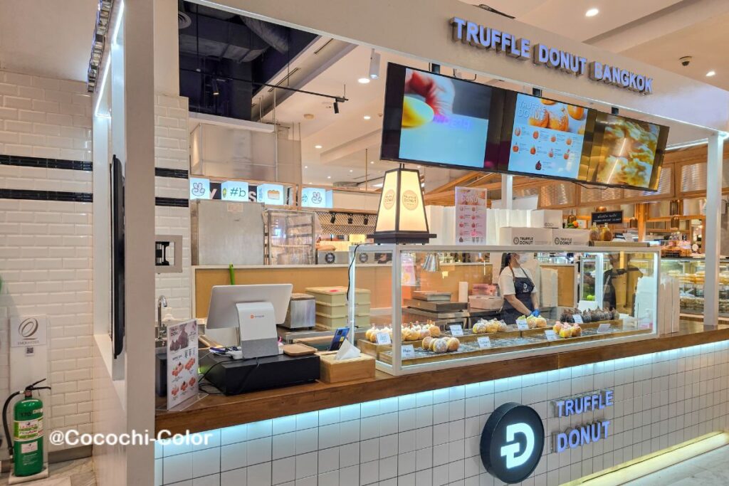 バンコクでふわふわドーナツの美味しいカフェ「TRUFFLE DONUT」